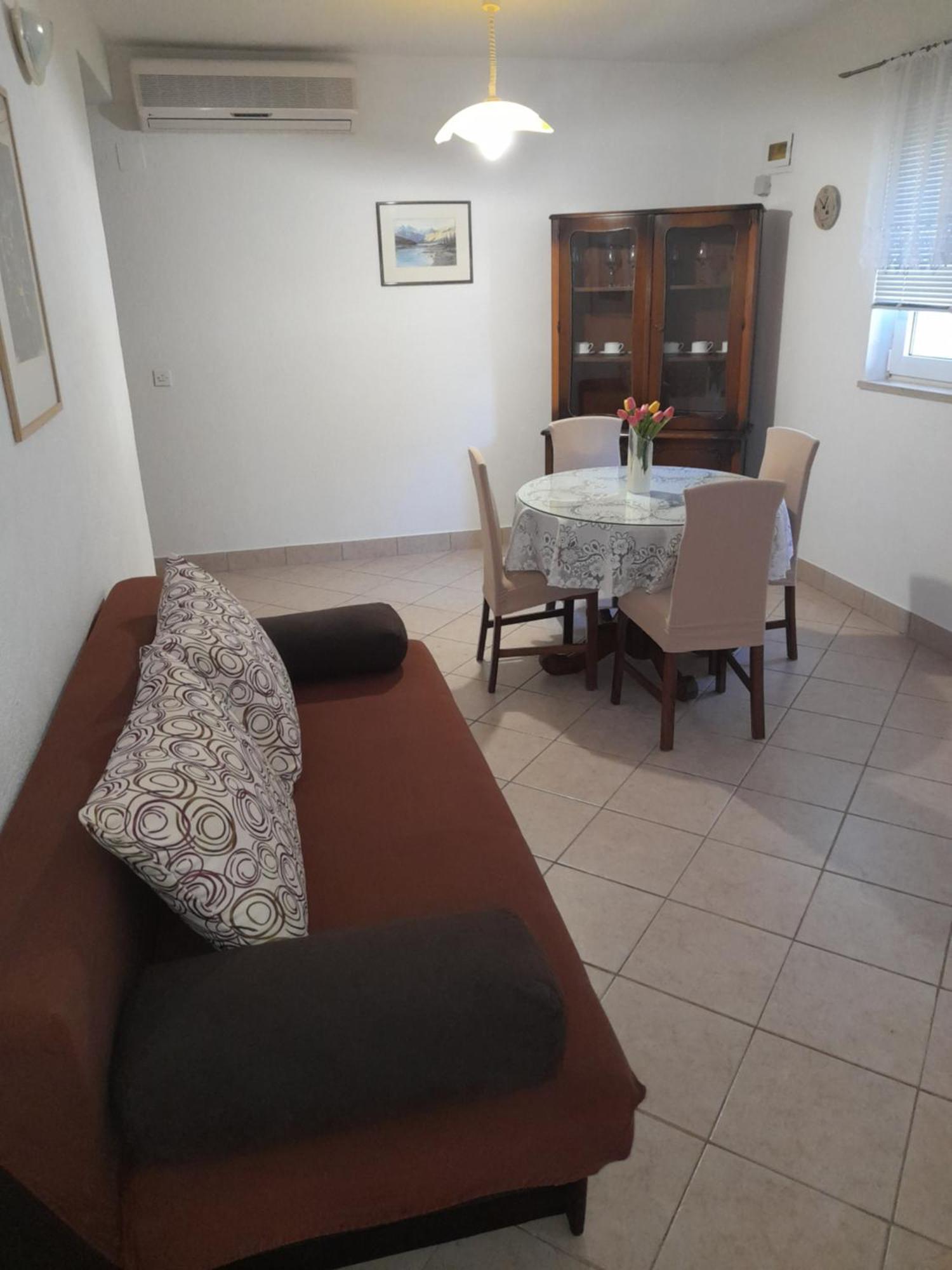 Apartments Nives Supetar Kültér fotó